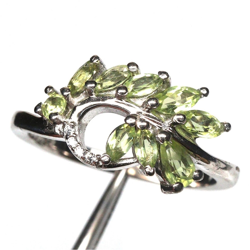 Beautiful Natural Peridot and Zircon wave ring in 925 Sterling Silver Sz 7.75